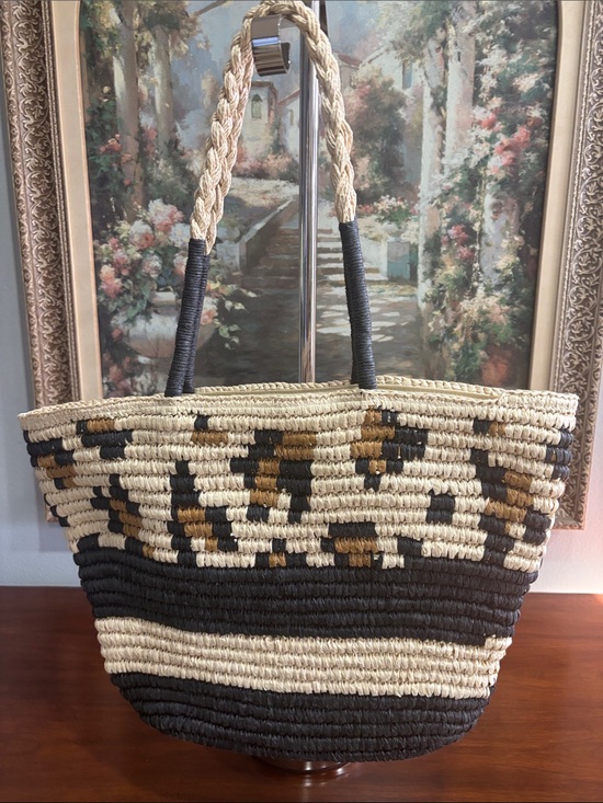 No brand Handbags - Woven Straw Tote Bag in Black, Cream and Brown